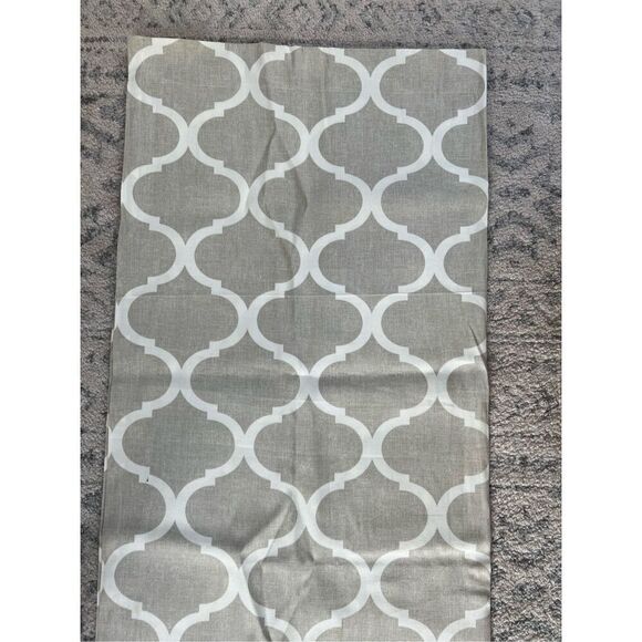 Better Homes & Gardens Curtain 83 x 48 inches - Picture 1 of 8